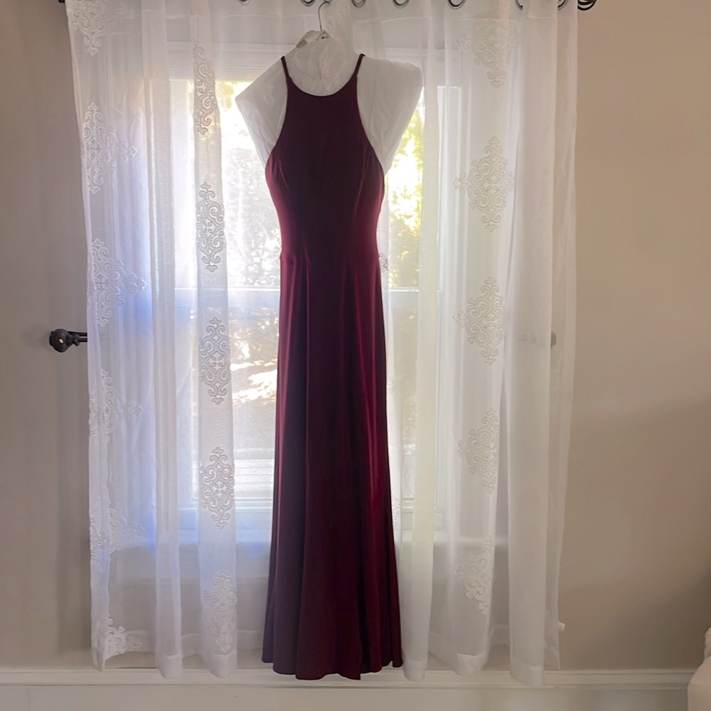 Maroon Peep Hole Gown